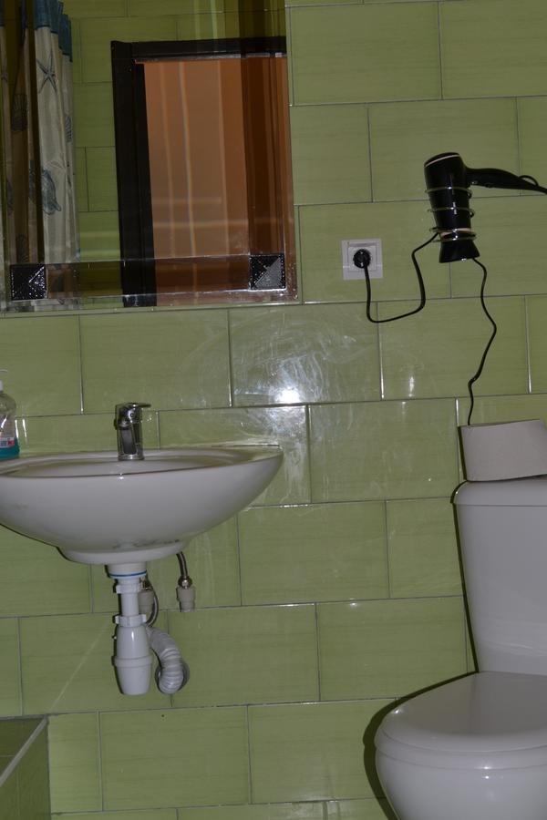 Hostel Ok Hotel Kyiv Exterior photo